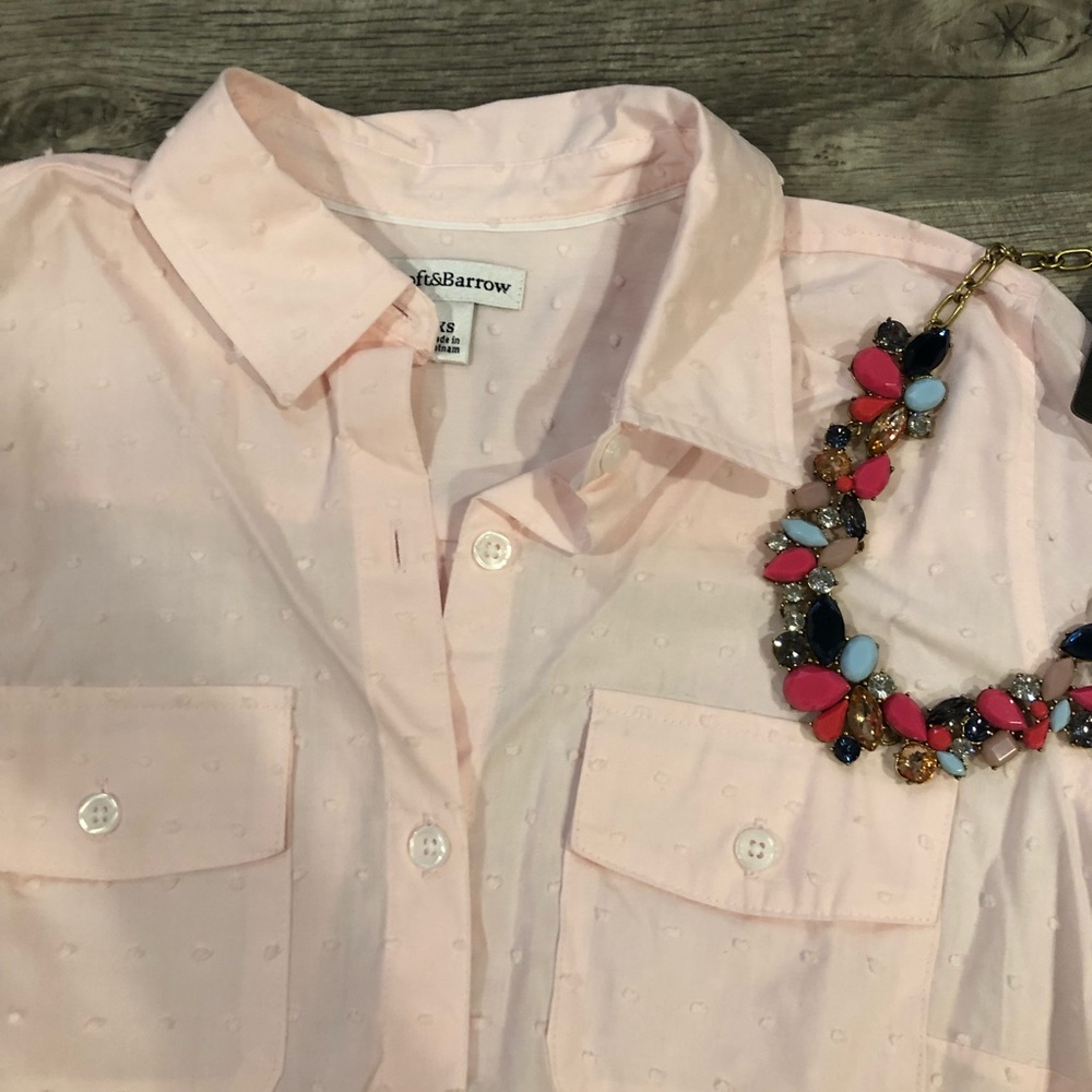 Croft & Barrow light pink textured button down - Picture 3 of 7
